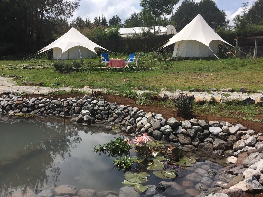 Acatitlan Glamping Hotel Valle de Bravo Buitenkant foto