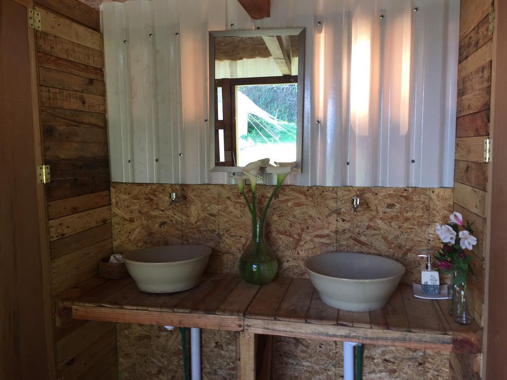 Acatitlan Glamping Hotel Valle de Bravo Buitenkant foto
